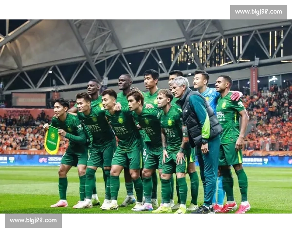 聚焦中超亚冠焦点战恒大vs横强强对话引爆赛场期待风云再起谁主沉浮