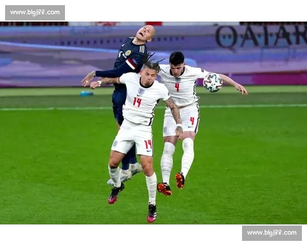 英格兰对阵巴拿马比赛走势解析与战术亮点全解读关键球员表现及结果前瞻